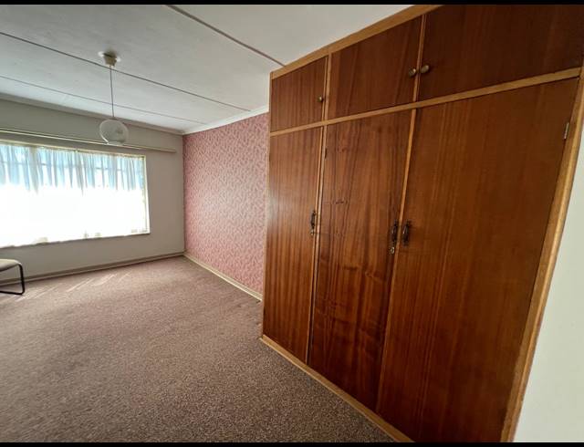 3 BEDROOM HOUSE FOR SALE IN HELDERSTROME AH